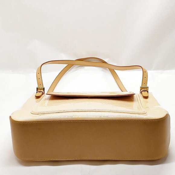 Authentic Louis Vuitton Biscayne Bay GM Beige Vernis Shoulder Bag mon650-110925 - Picture 8 of 16